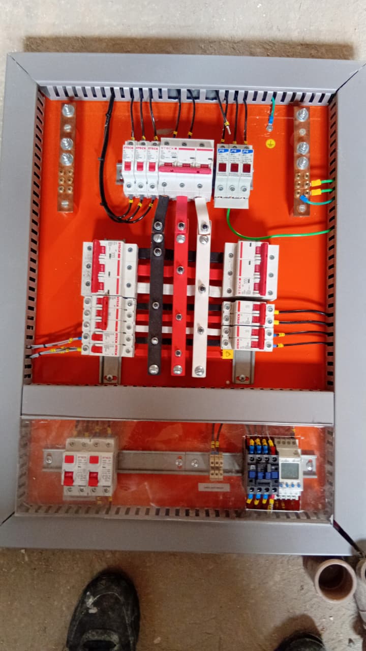 Instalação de quadro eletrico completo.